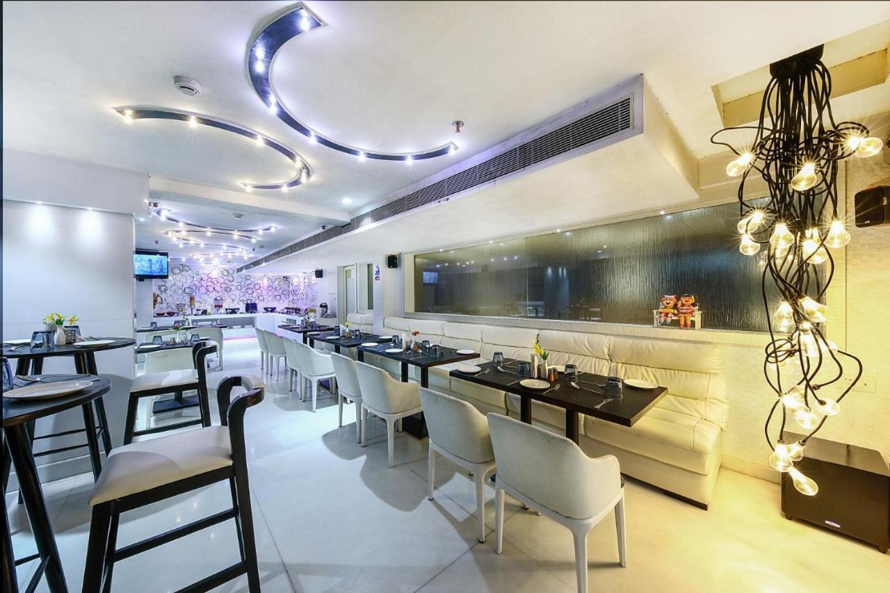 Hotel Narayani Enclave Calcutta Buitenkant foto
