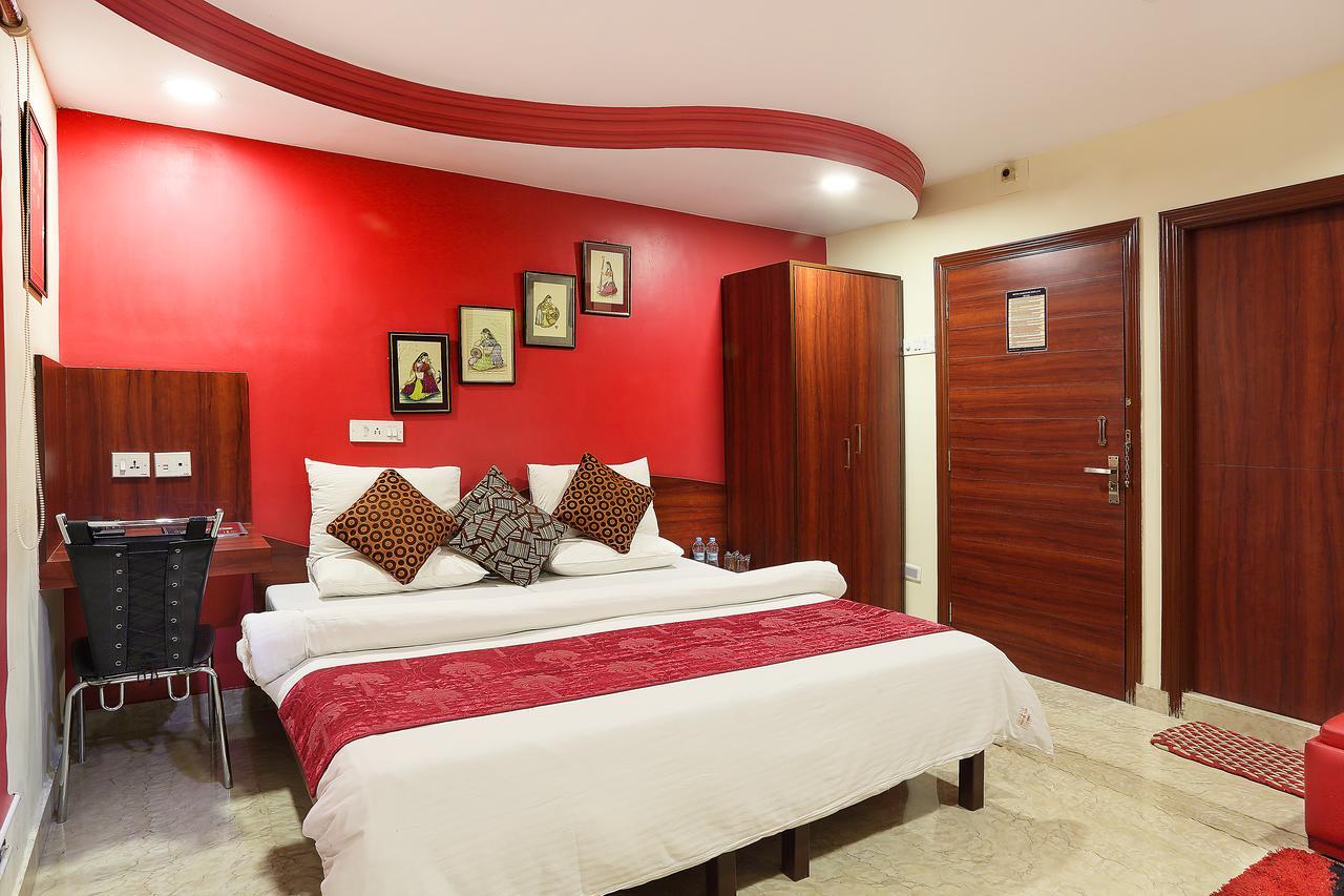 Hotel Narayani Enclave Calcutta Buitenkant foto