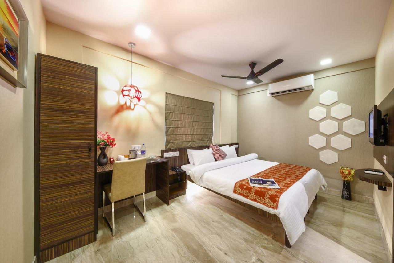 Hotel Narayani Enclave Calcutta Buitenkant foto