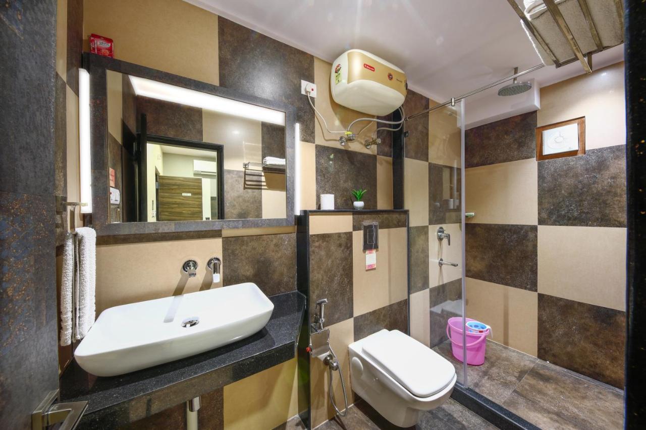 Hotel Narayani Enclave Calcutta Buitenkant foto