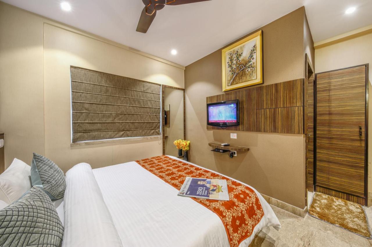 Hotel Narayani Enclave Calcutta Buitenkant foto